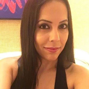 Meet your Posher, Cynthia